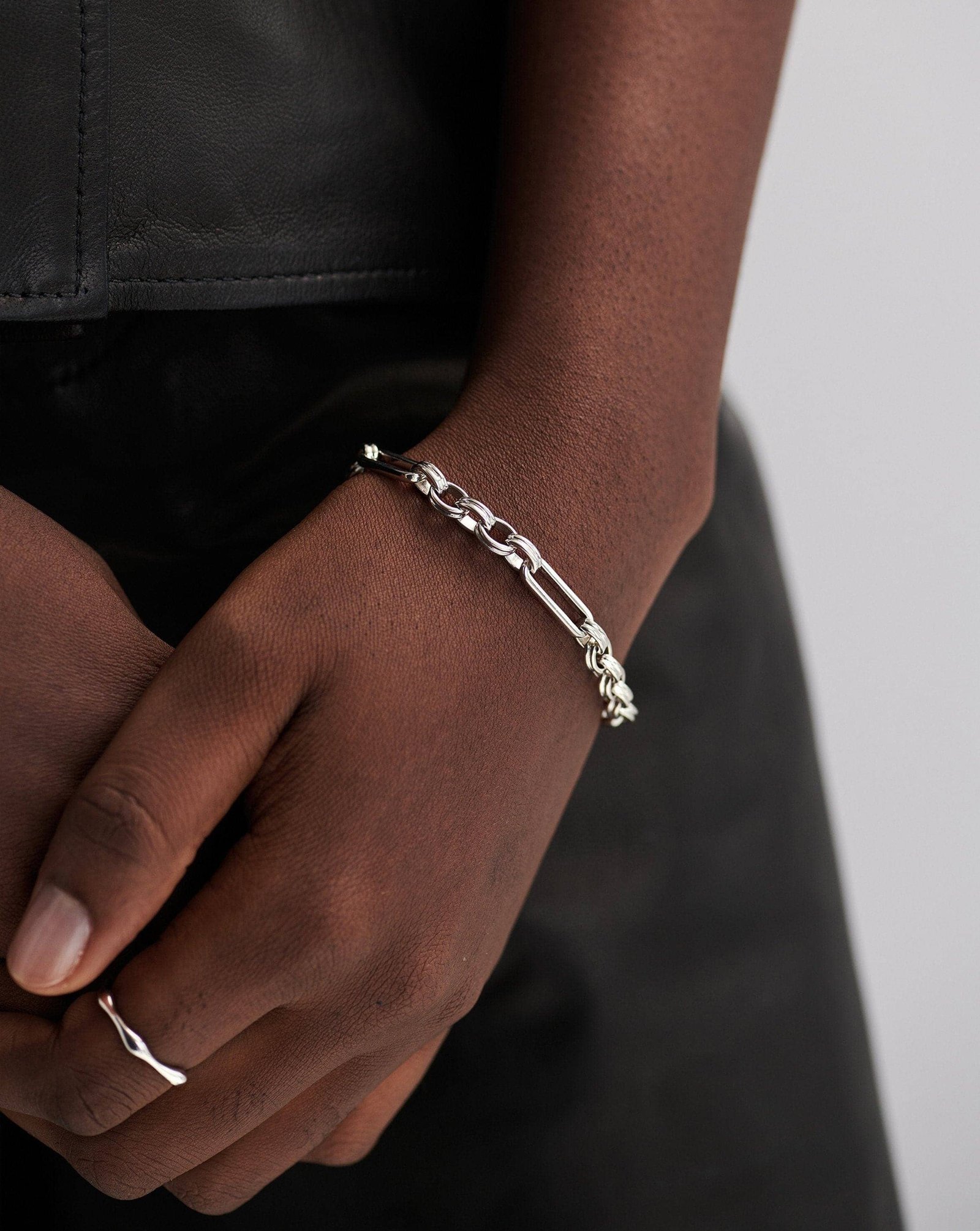 axiom-chain-bracelet-silver-plated-bracelets-missoma-557183
